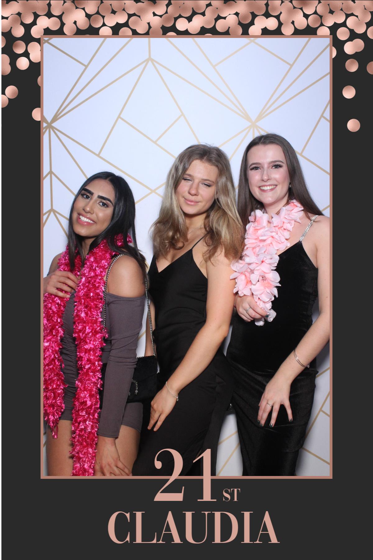 Claudia's 21st  | View more photos from the event at gallery.magicimages.uk/u/MagicImages/Claudias-21st